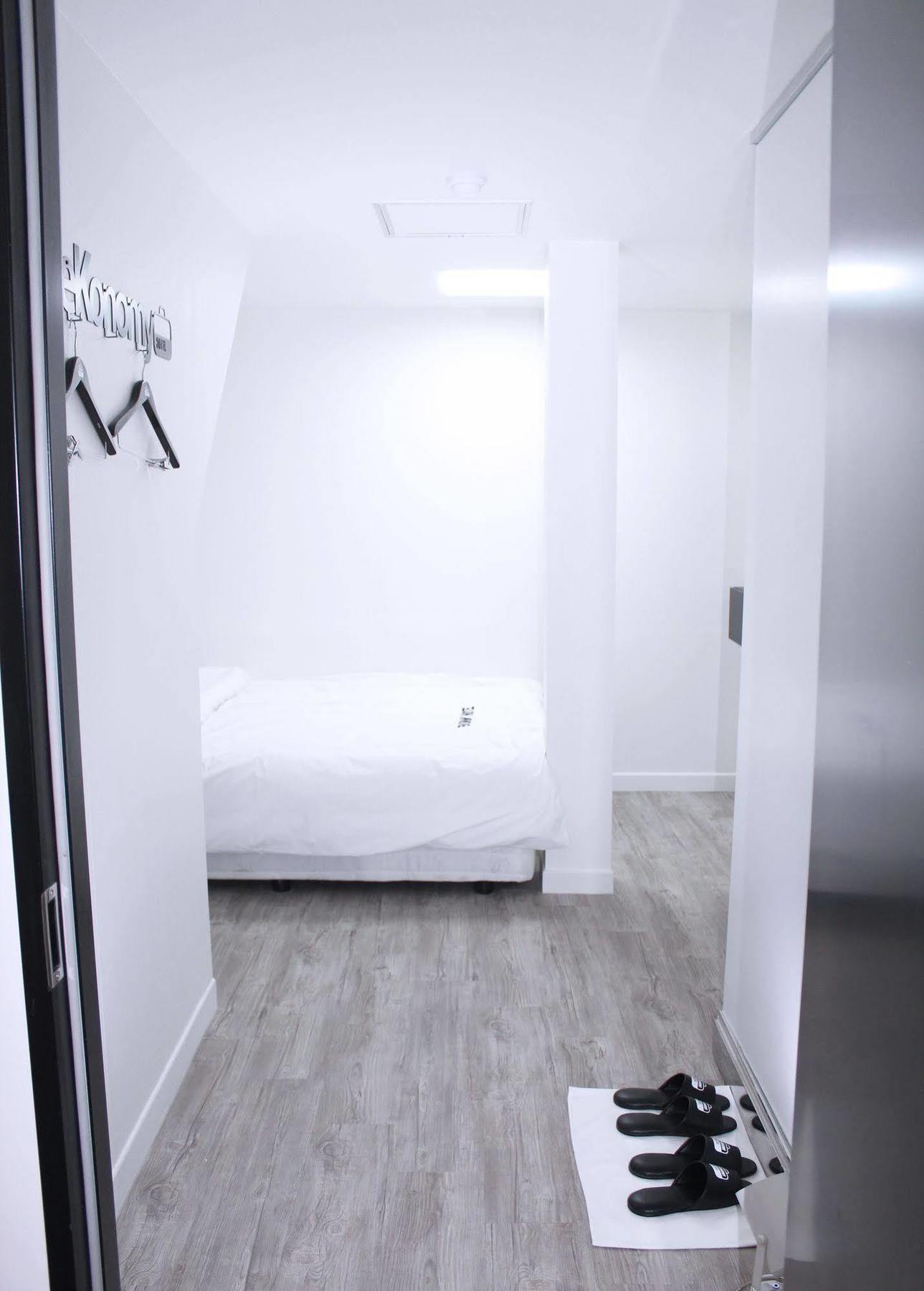 Ekonomy Hotel Dongdaemun Seoul Exterior photo