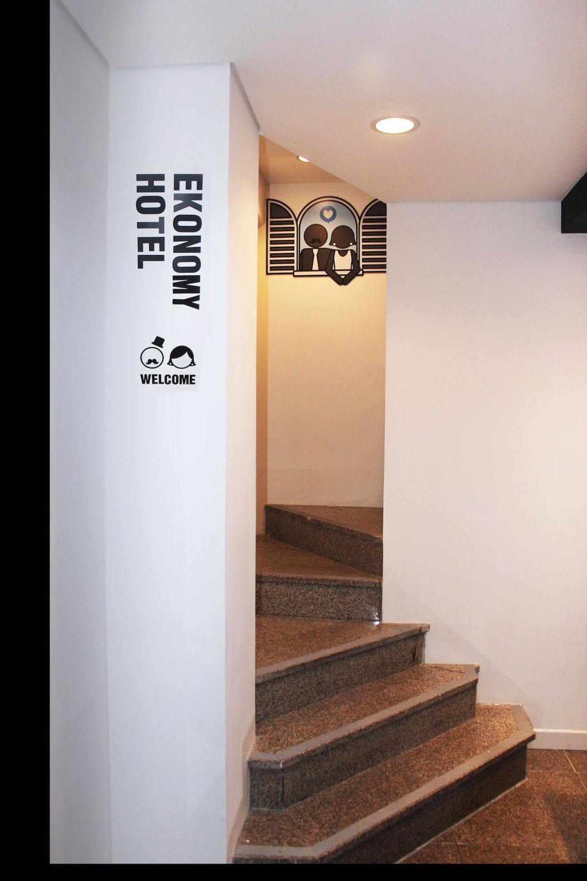 Ekonomy Hotel Dongdaemun Seoul Exterior photo